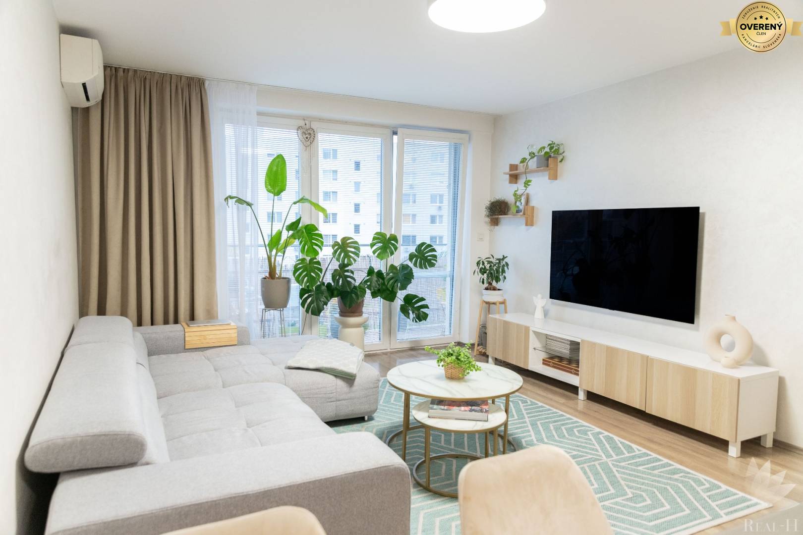 na predaj krásny 2- izbový byt v projekte AXTON RESIDENCE