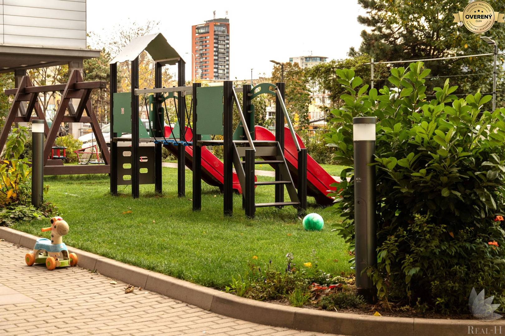 na predaj krásny, svetlý a veľký 2- izbový byt v projekte AXTON RESIDENCE , Bratislava II , Bajkalská ulica, mestská časť Ružinov