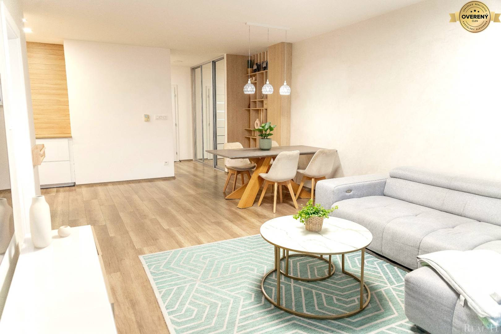 na predaj krásny, svetlý a veľký 2- izbový byt v projekte AXTON RESIDENCE , Bratislava II , Bajkalská ulica, mestská časť Ružinov