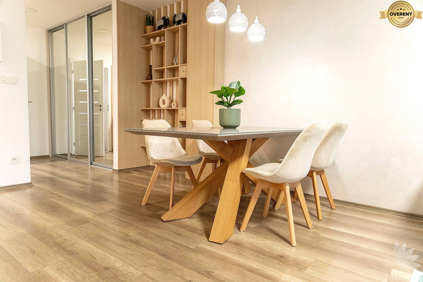 na predaj krásny, svetlý a veľký 2- izbový byt v projekte AXTON RESIDENCE , Bratislava II , Bajkalská ulica, mestská časť Ružinov