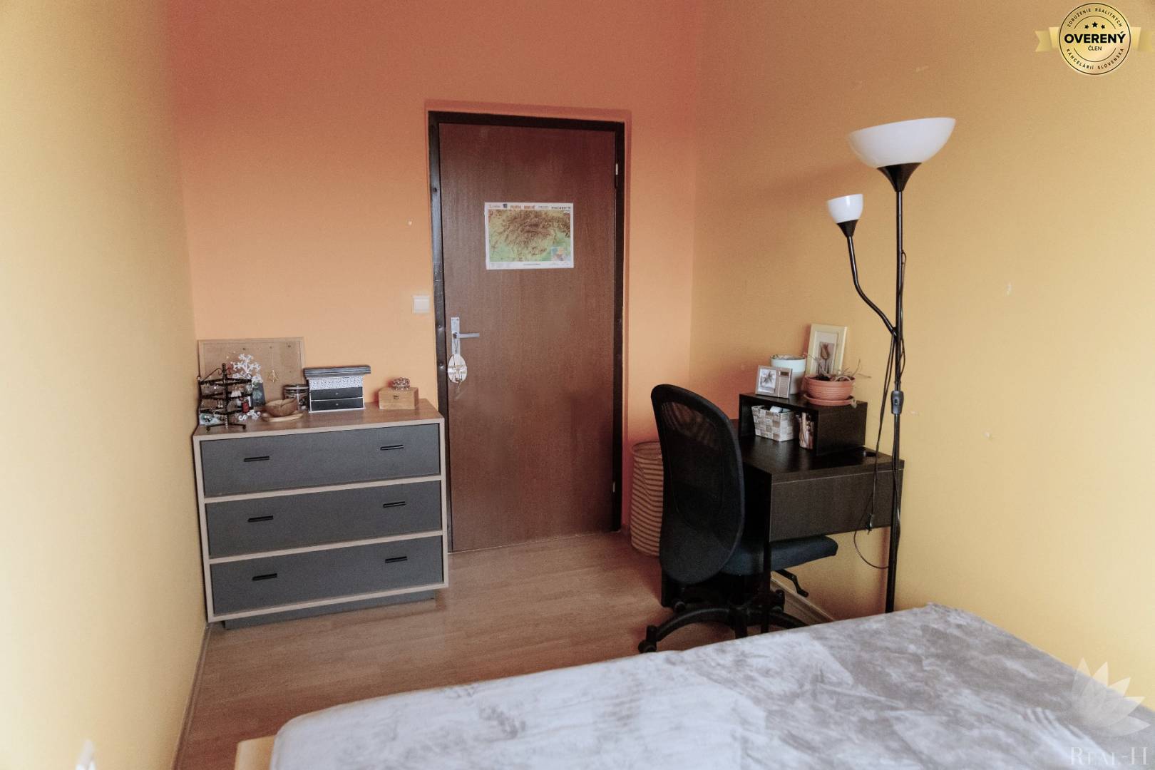 predaj 2 izbový byt Hraničná ulica BA II Ružinov