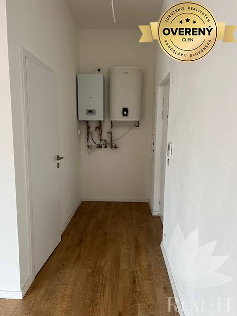 PREDAJ VEĽKORYSÝ 2 IZBOVÝ BYT NOVOSTAVBA DESINGN CENTER