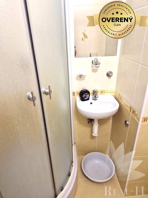 Prenájom garsónka Jašíkova il. BA Ružinov