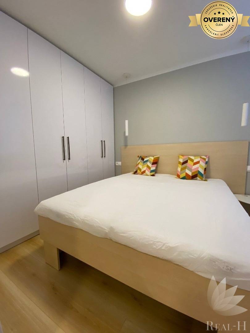 Dizajnový moderný 2 izbový byt Janotova ulica Bratislava IV Karlova Ves