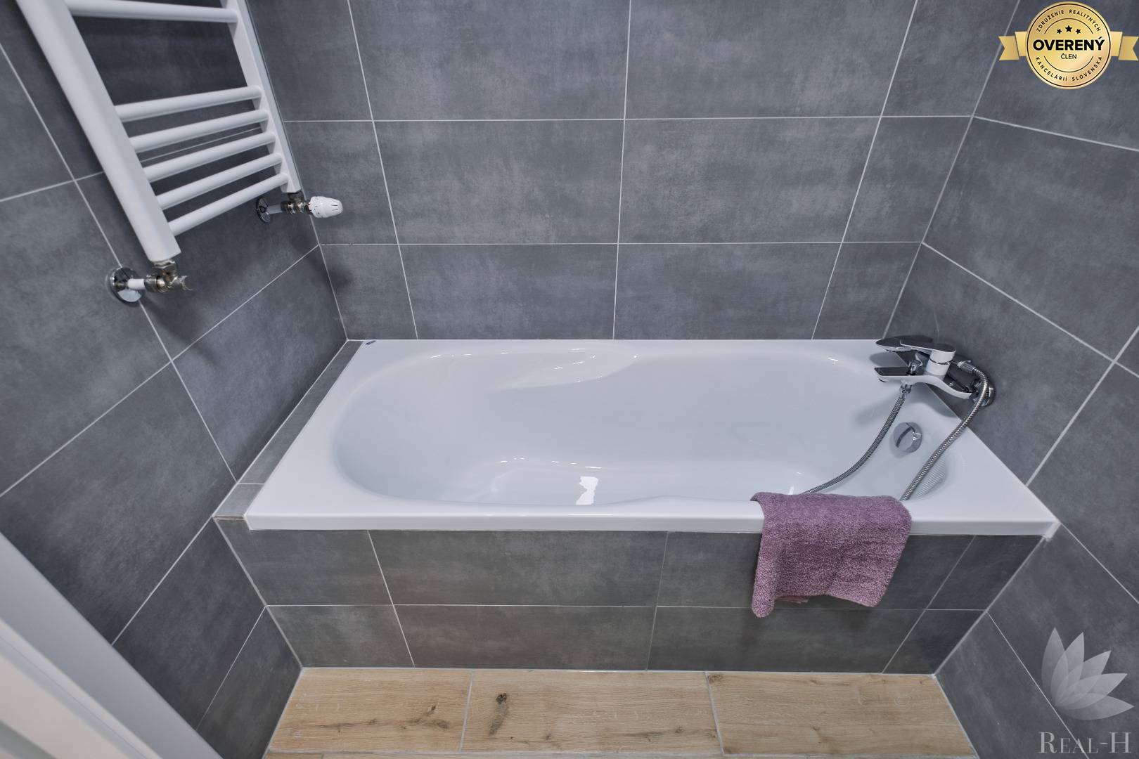 Dizajnový moderný 3 izbový byt Ružová Dolina Bratislava II Ružinov Nivy