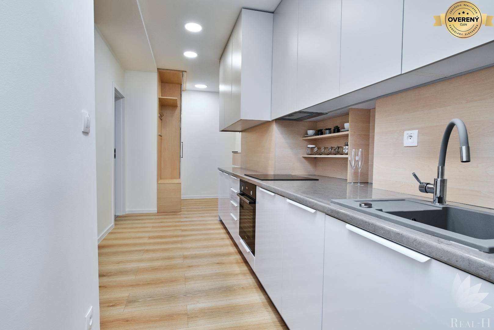 Dizajnový moderný 3 izbový byt Ružová Dolina Bratislava II Ružinov Nivy