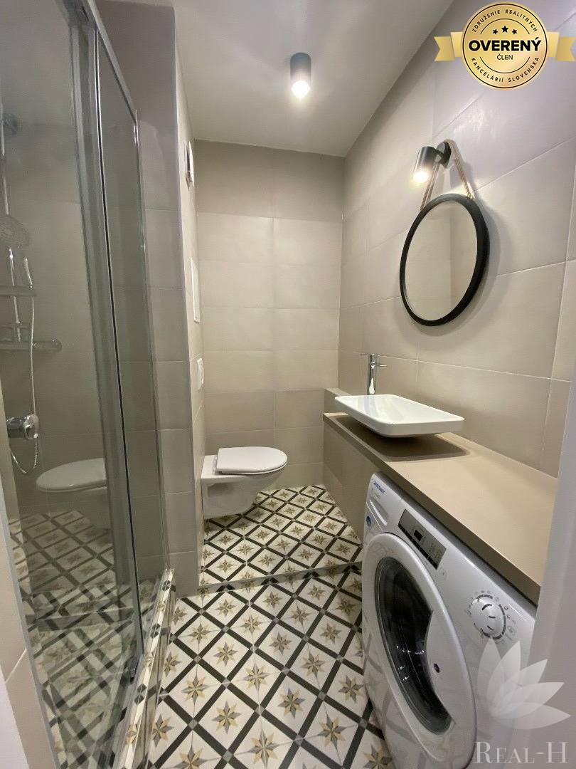 PREDANÝ moderný 2 izbový byt Podzáhradná ulica Bratislava II Podunajské Biskupice