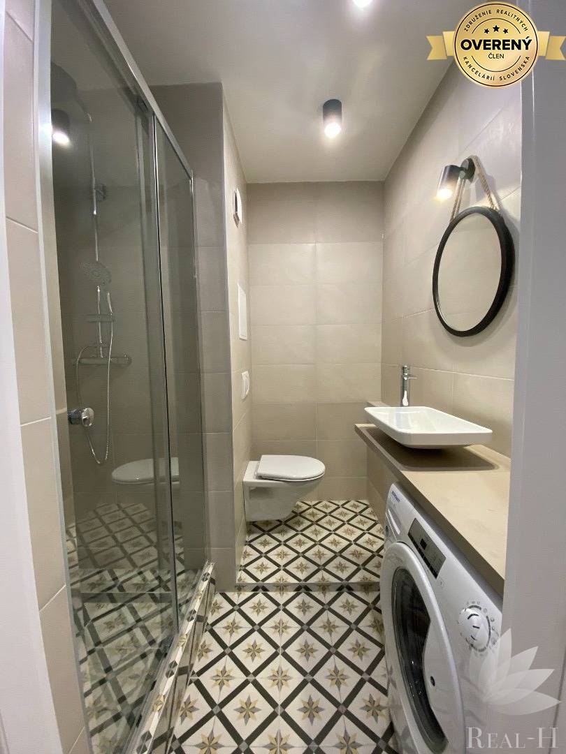 PREDANÝ moderný 2 izbový byt Podzáhradná ulica Bratislava II Podunajské Biskupice