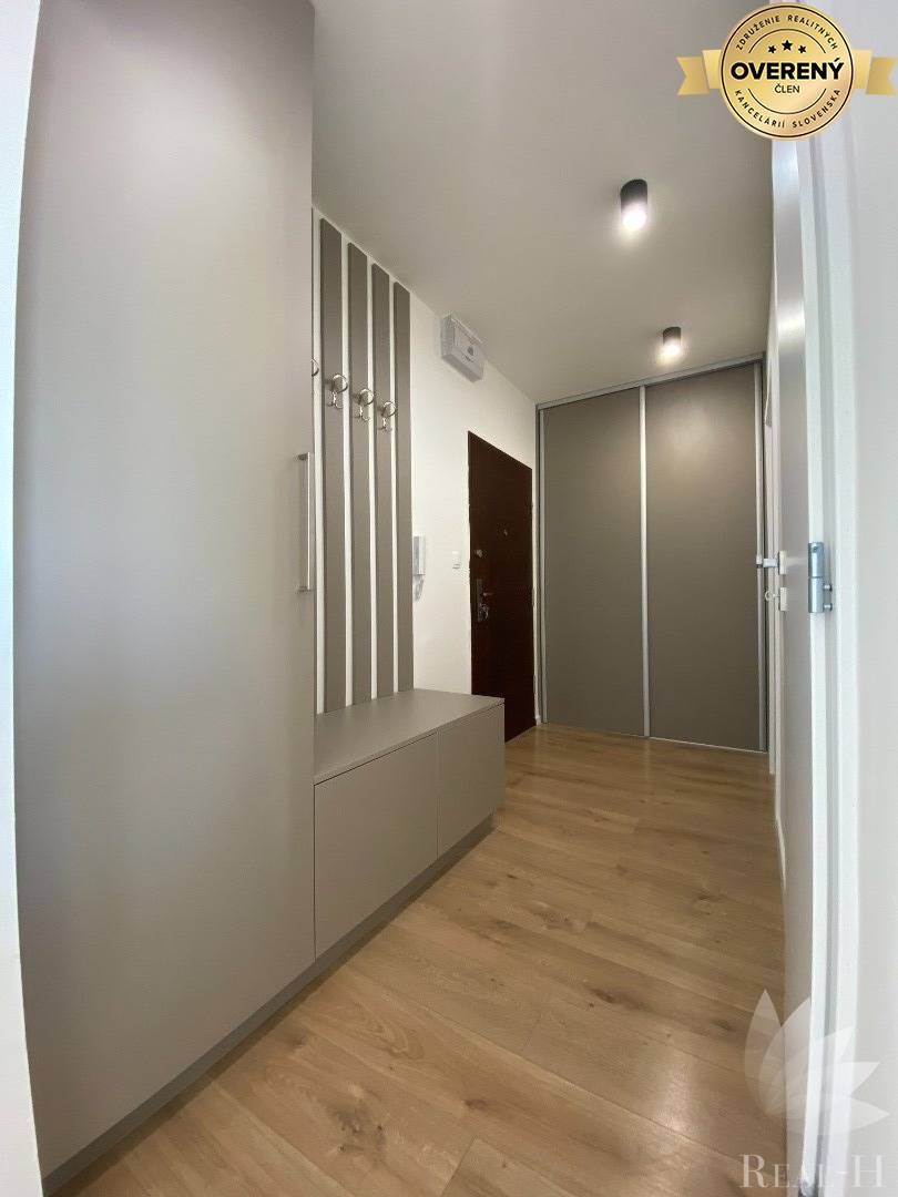 PREDANÝ moderný 2 izbový byt Podzáhradná ulica Bratislava II Podunajské Biskupice