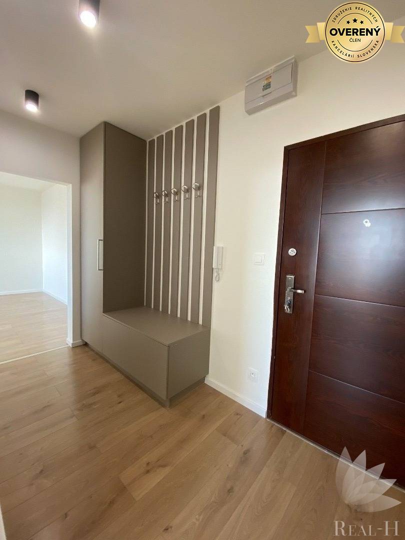 PREDANÝ moderný 2 izbový byt Podzáhradná ulica Bratislava II Podunajské Biskupice