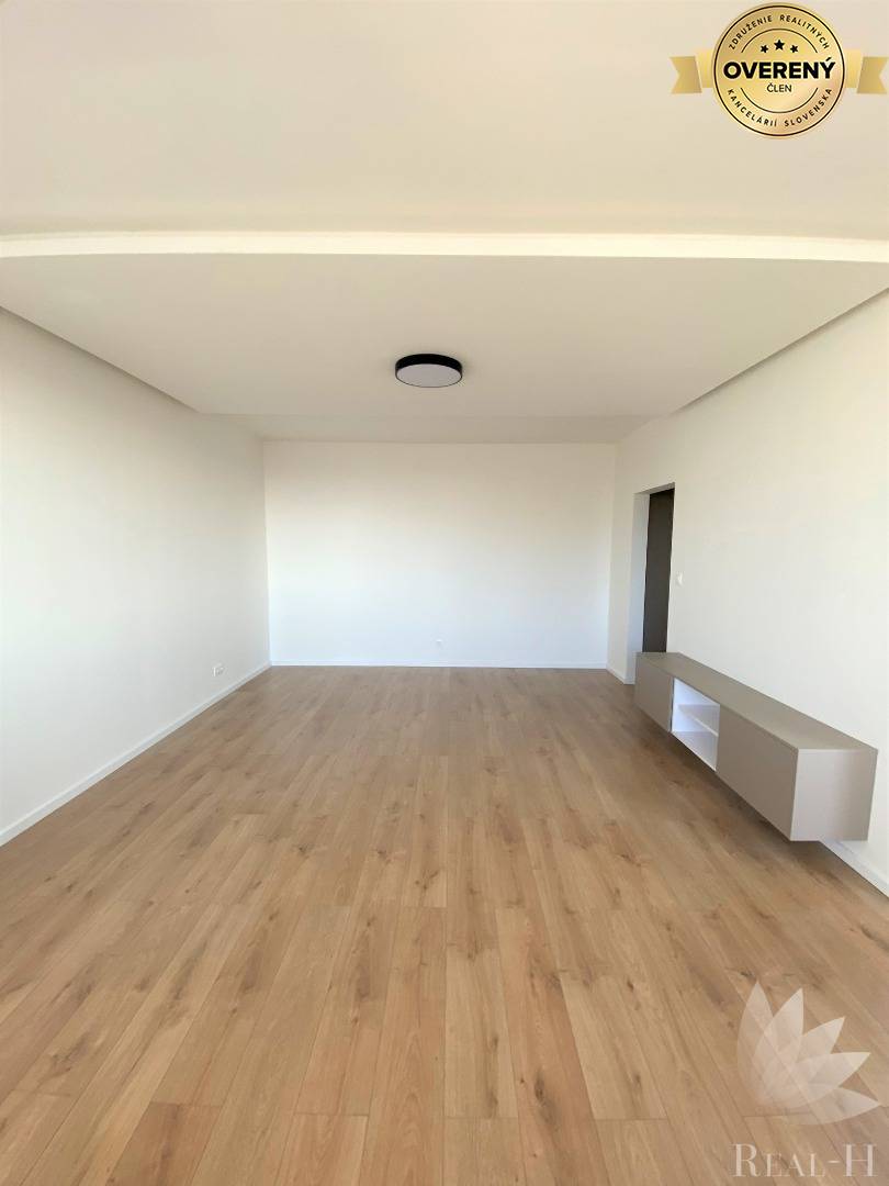 PREDANÝ moderný 2 izbový byt Podzáhradná ulica Bratislava II Podunajské Biskupice