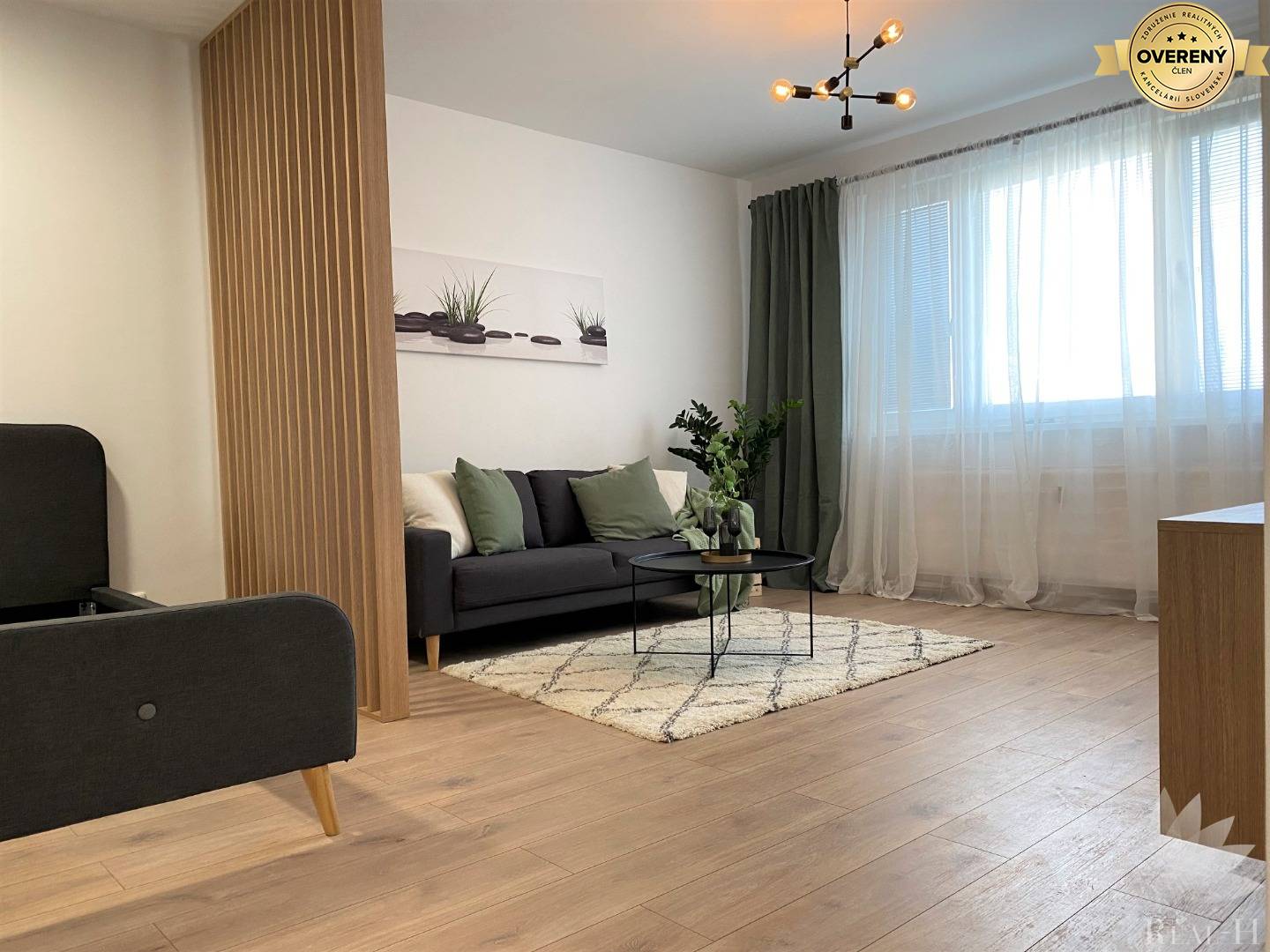 Dizajnový moderný 1,5 izbový byt Repašského ulica Bratislava IV Dúbravka