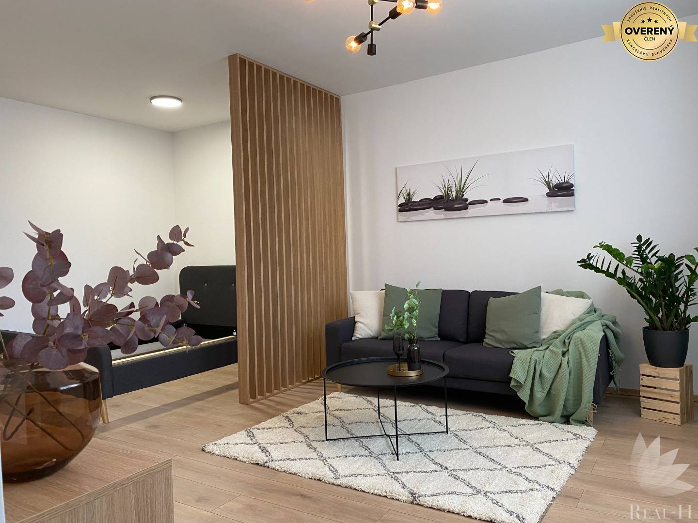 Dizajnový moderný 1,5 izbový byt Repašského ulica Bratislava IV Dúbravka