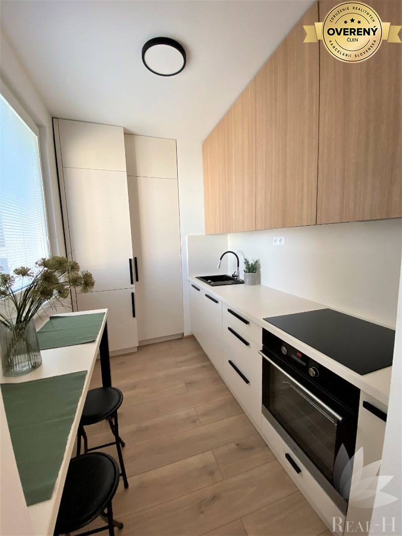 Dizajnový moderný 1,5 izbový byt Repašského ulica Bratislava IV Dúbravka