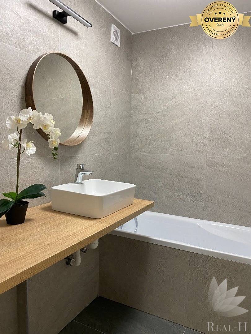 Dizajnový moderný 1,5 izbový byt Repašského ulica Bratislava IV Dúbravka