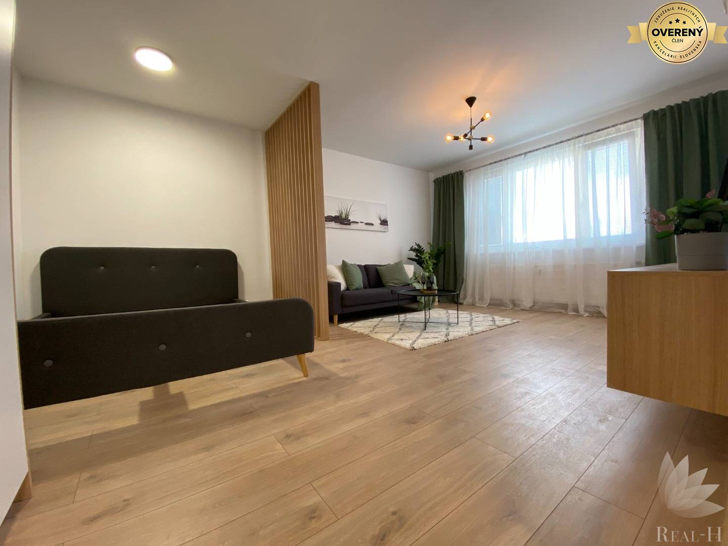 Dizajnový moderný 1,5 izbový byt Repašského ulica Bratislava IV Dúbravka