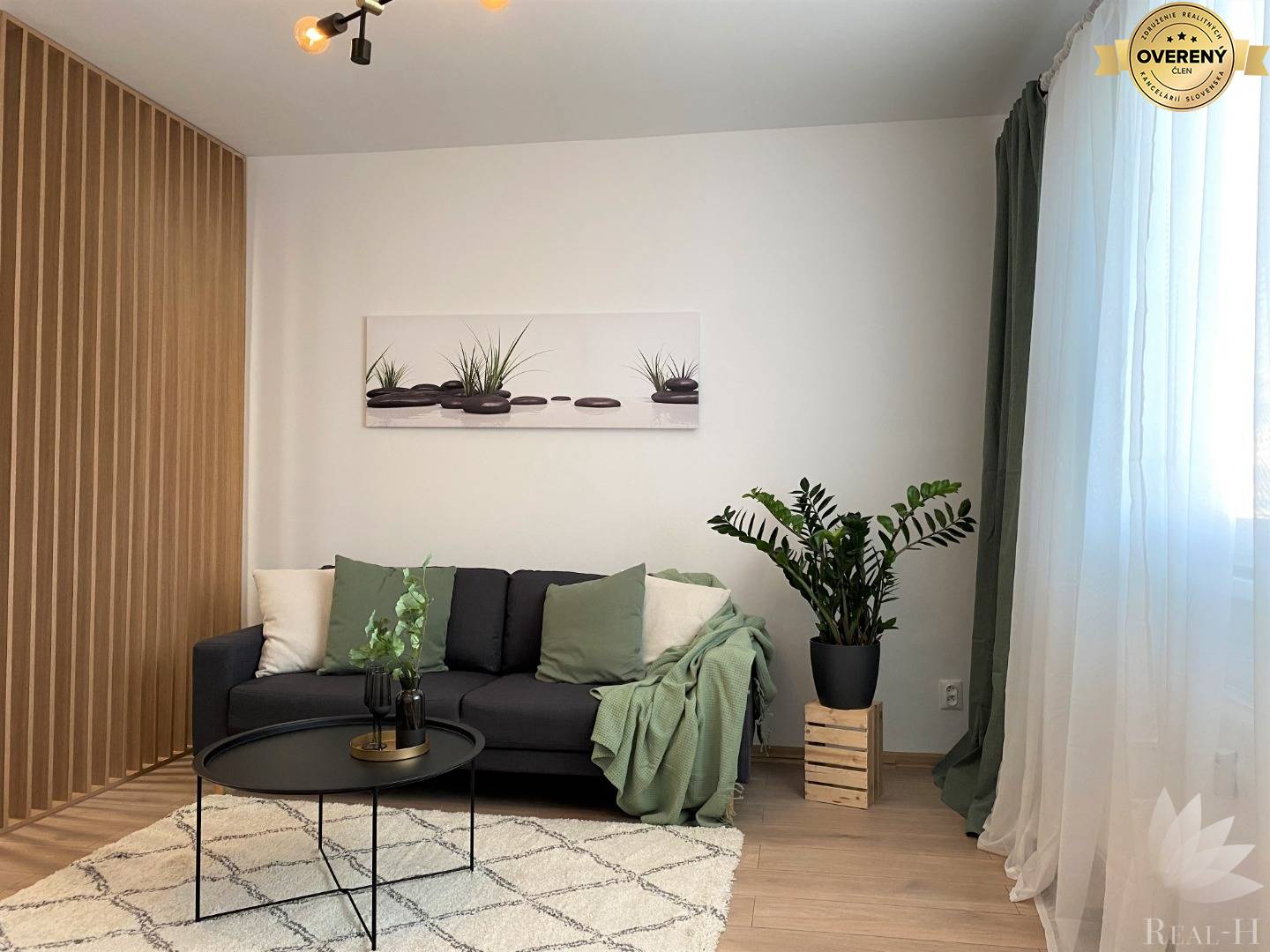 Dizajnový moderný 1,5 izbový byt Repašského ulica Bratislava IV Dúbravka