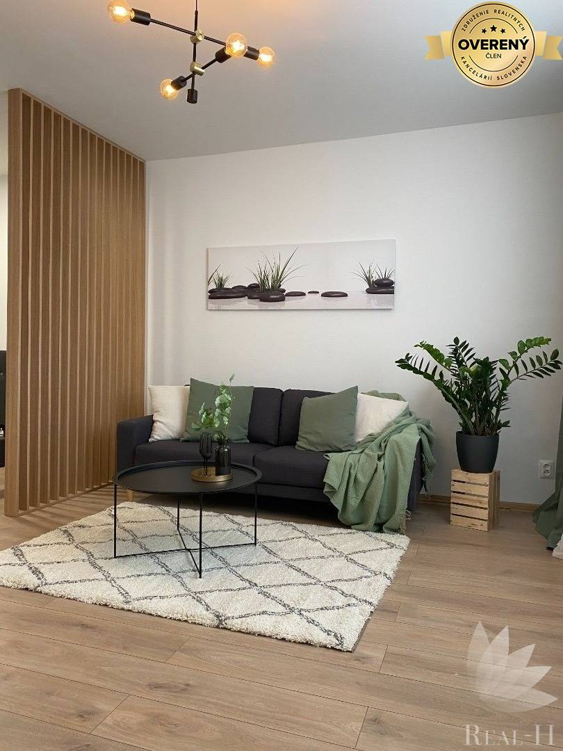 Dizajnový moderný 1,5 izbový byt Repašského ulica Bratislava IV Dúbravka