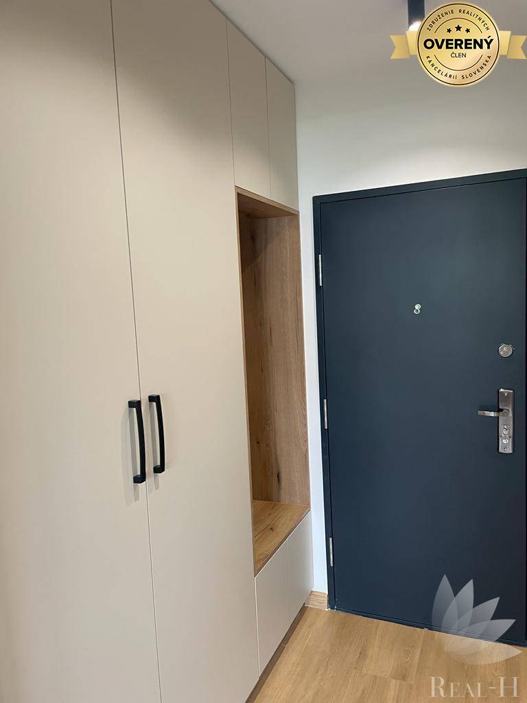 Predaj garsonky Mlynarovičova ulica BA V Petržalka