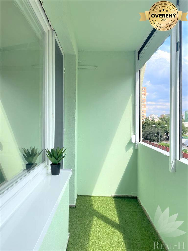 Predaj garsonky Mlynarovičova ulica BA V Petržalka