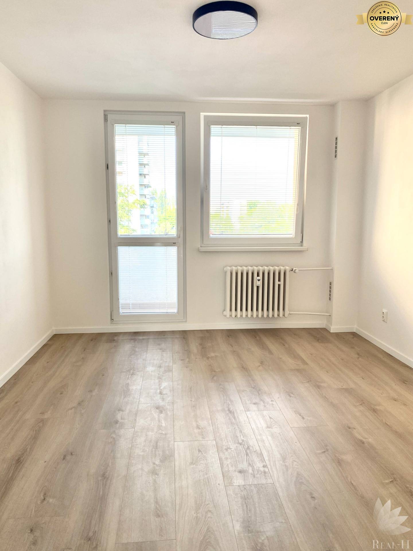 na predaj najväčší Petržalský 3 izbový byt 2 x loggia, Osuského 5, Bratislava V, začiatok Petržalky