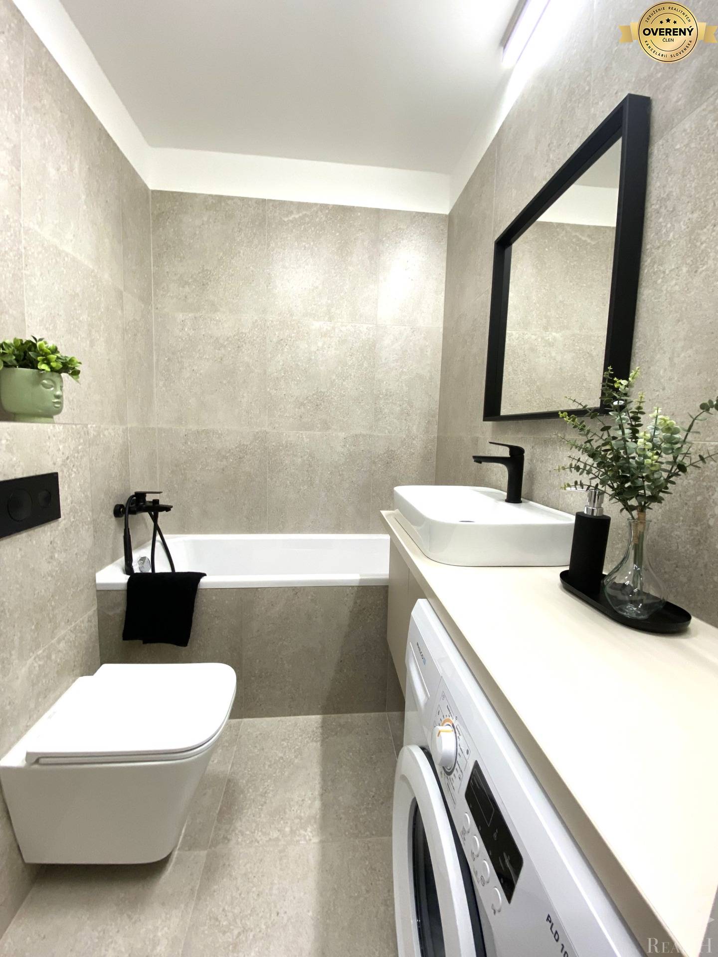 Predaj garsónka BA V Petržalka Beňadicka ulica