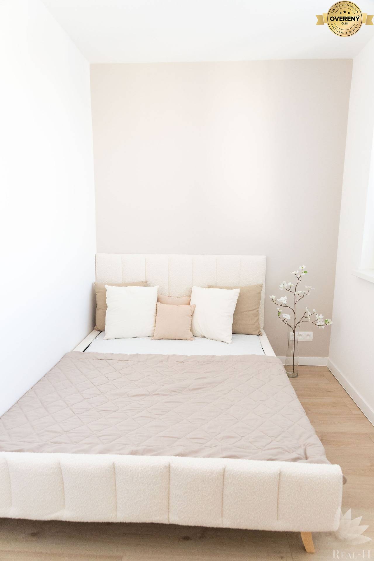 NA PREDAJ ŠTÝLOVÝ 2-IZBOVÝ BYT