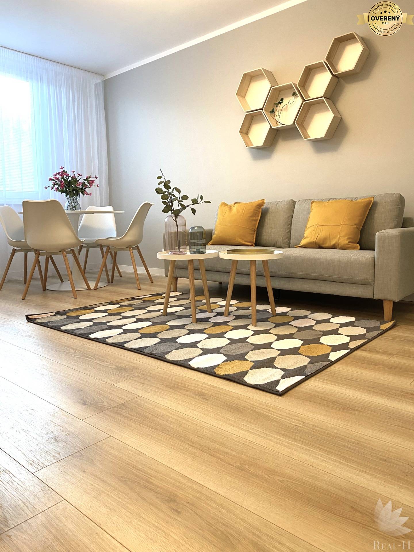 Predaj 2 izbový byt Jurigovo nám. BA IV Karlova Ves