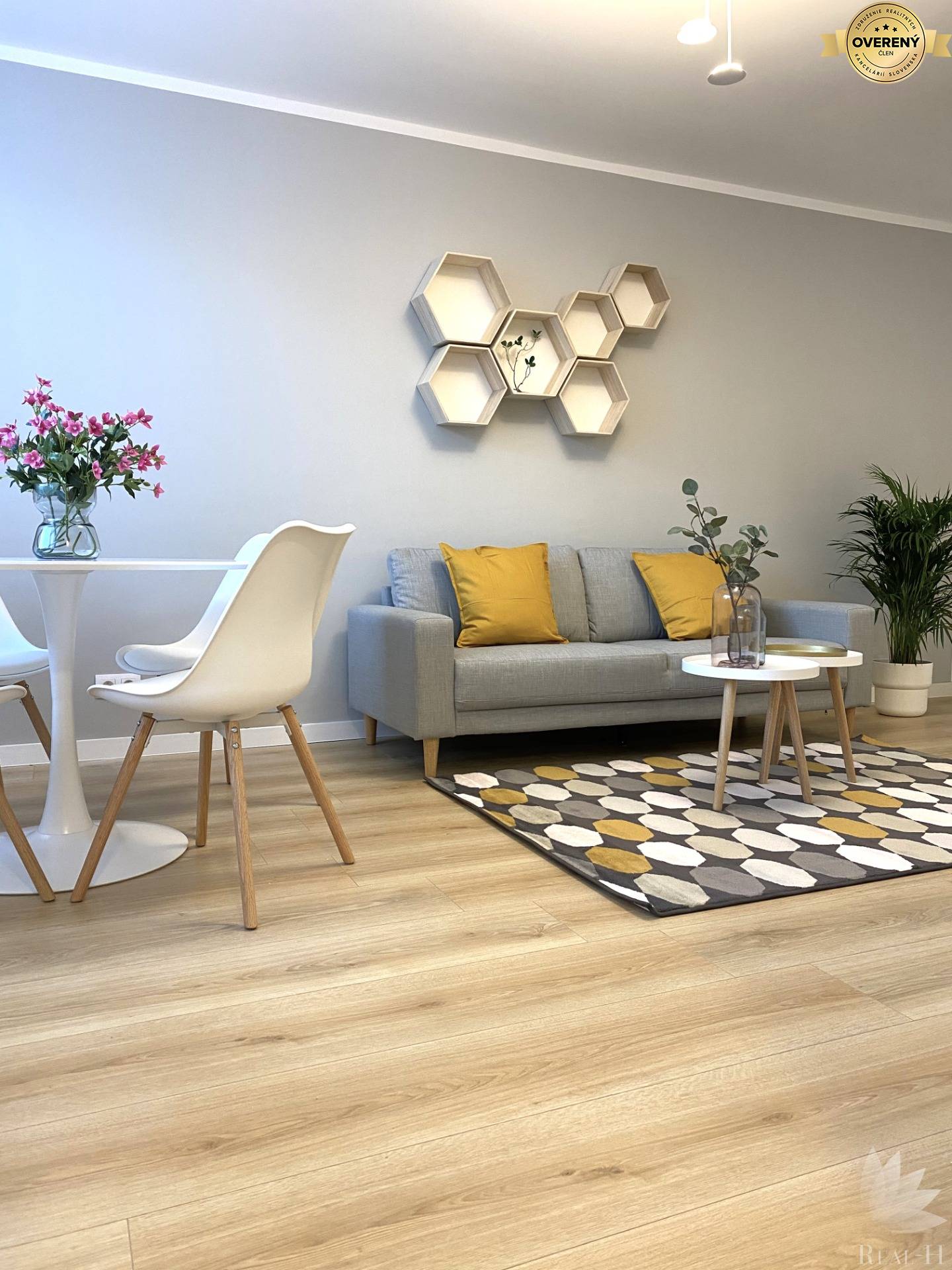 Predaj 2 izbový byt Jurigovo nám. BA IV Karlova Ves