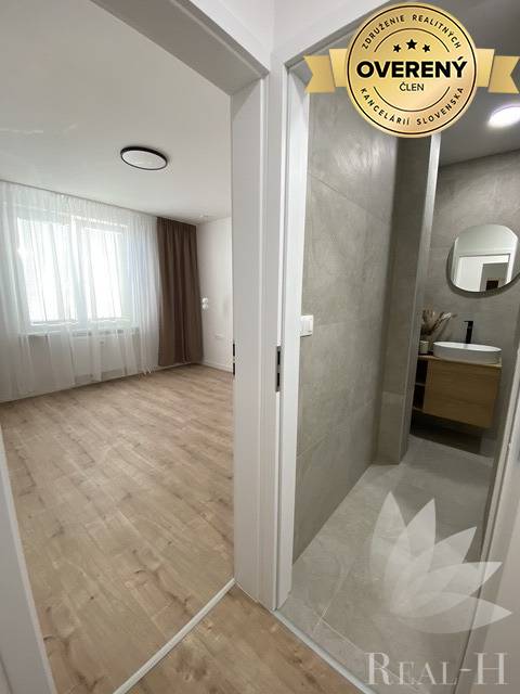 Na predaj 2,5 izbový byt