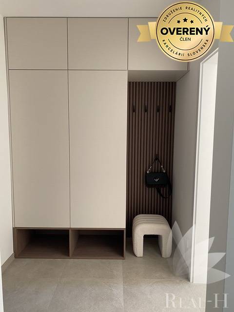 Na predaj 2,5- izbový