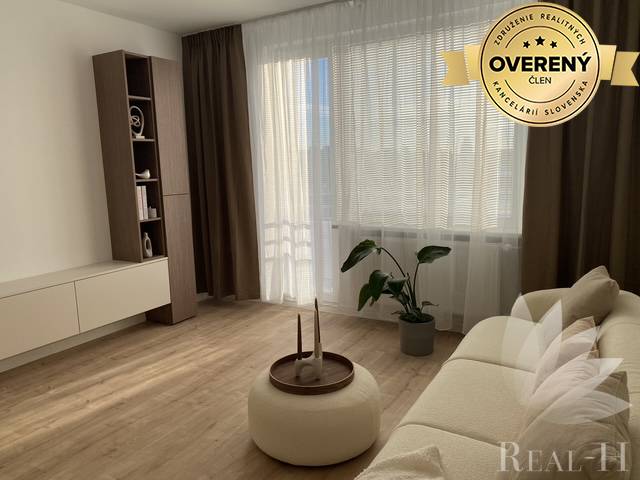 Na predaj 2,5- izbový