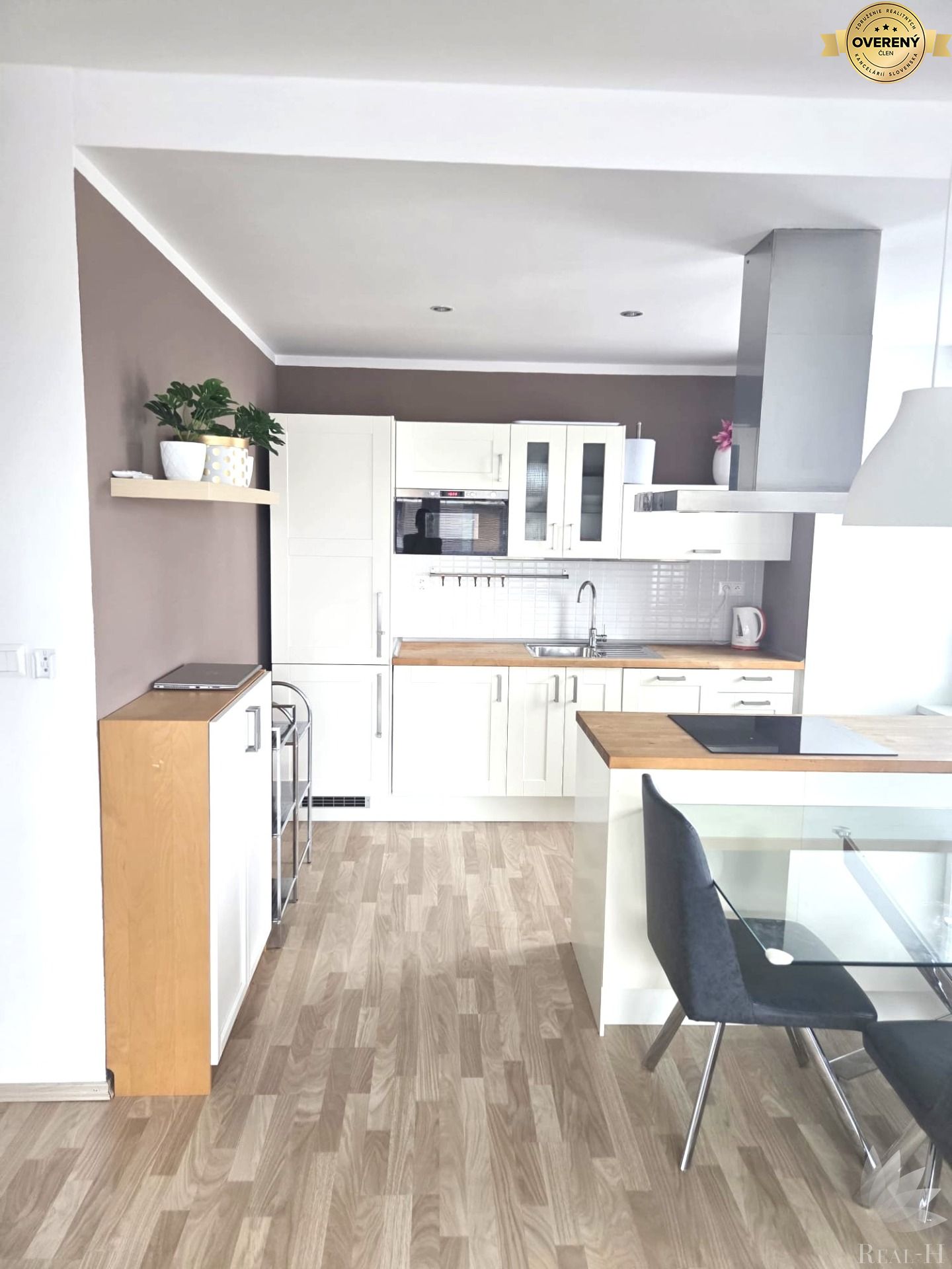 Predaj 2 izbový byt novostavba Slnečnice