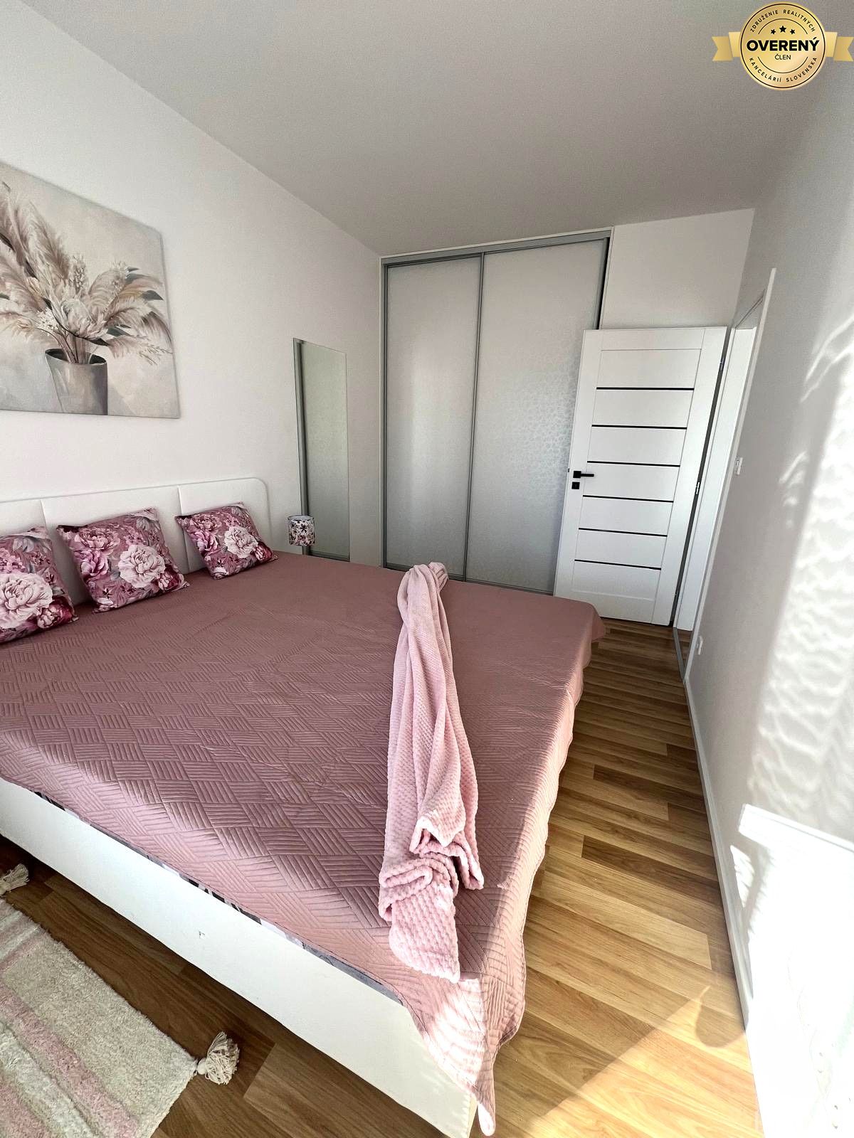 Predaj 2 izbový byt v projekte Nikola House BA Ružinov Štrkovec