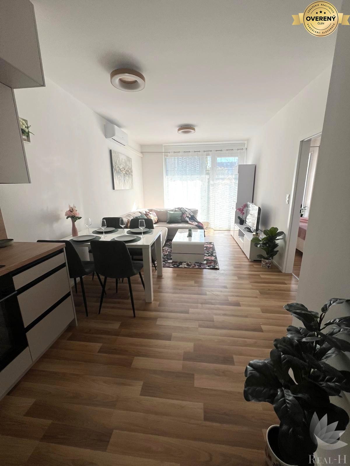 Predaj 2 izbový byt v projekte Nikola House BA Ružinov Štrkovec