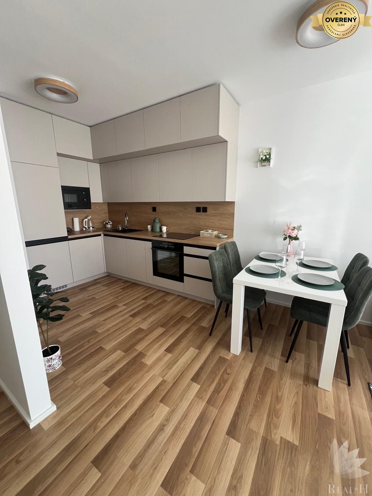 Predaj 2 izbový byt v projekte Nikola House BA Ružinov Štrkovec