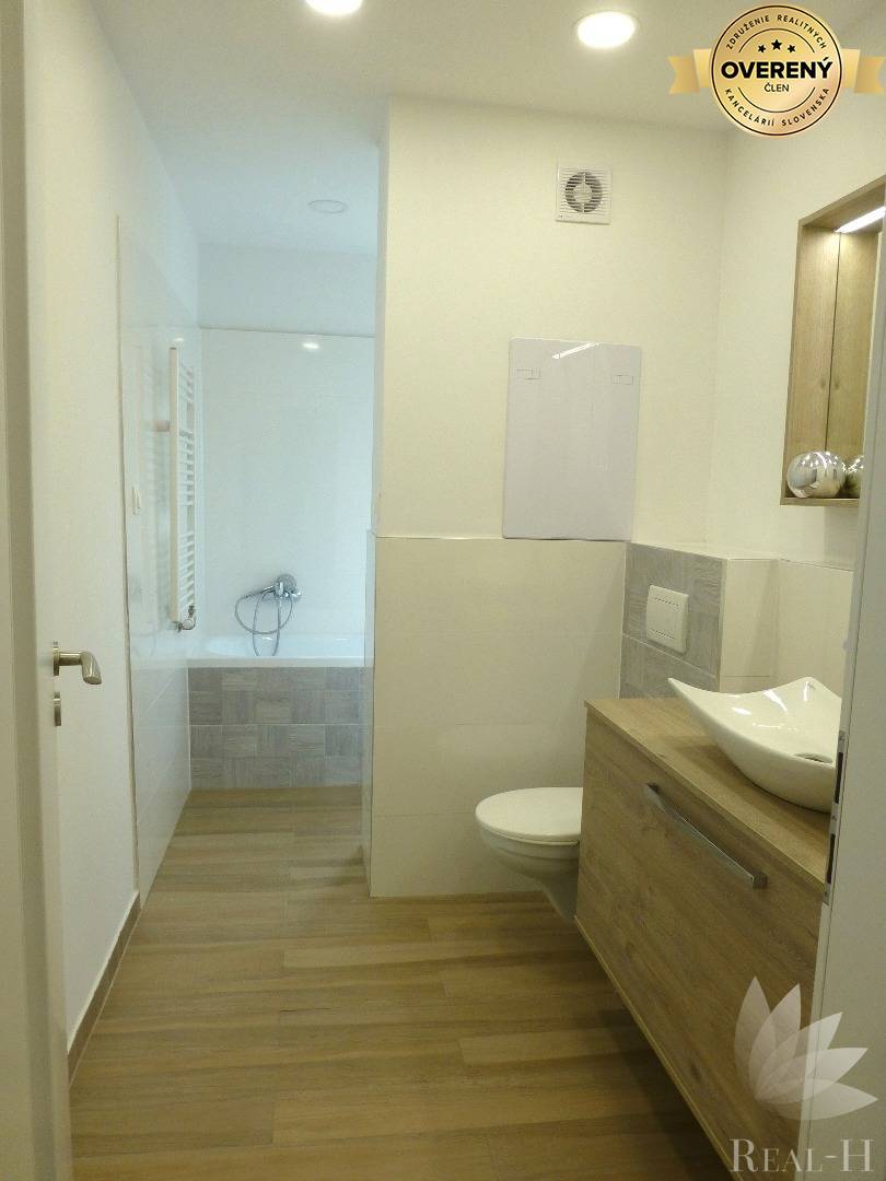 REZERVOVANÝ 1,5 izbový byt Rovníková ulica Bratislava II - Ružinov