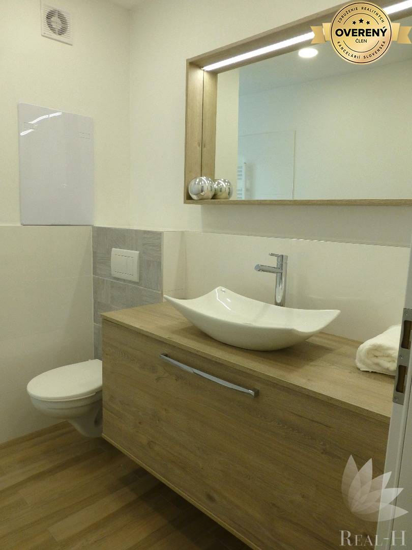 REZERVOVANÝ 1,5 izbový byt Rovníková ulica Bratislava II - Ružinov