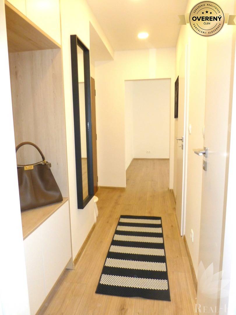 Predaj moderný 2 izbový byt Vietnamská ulica BA II Ružinov Trnávka