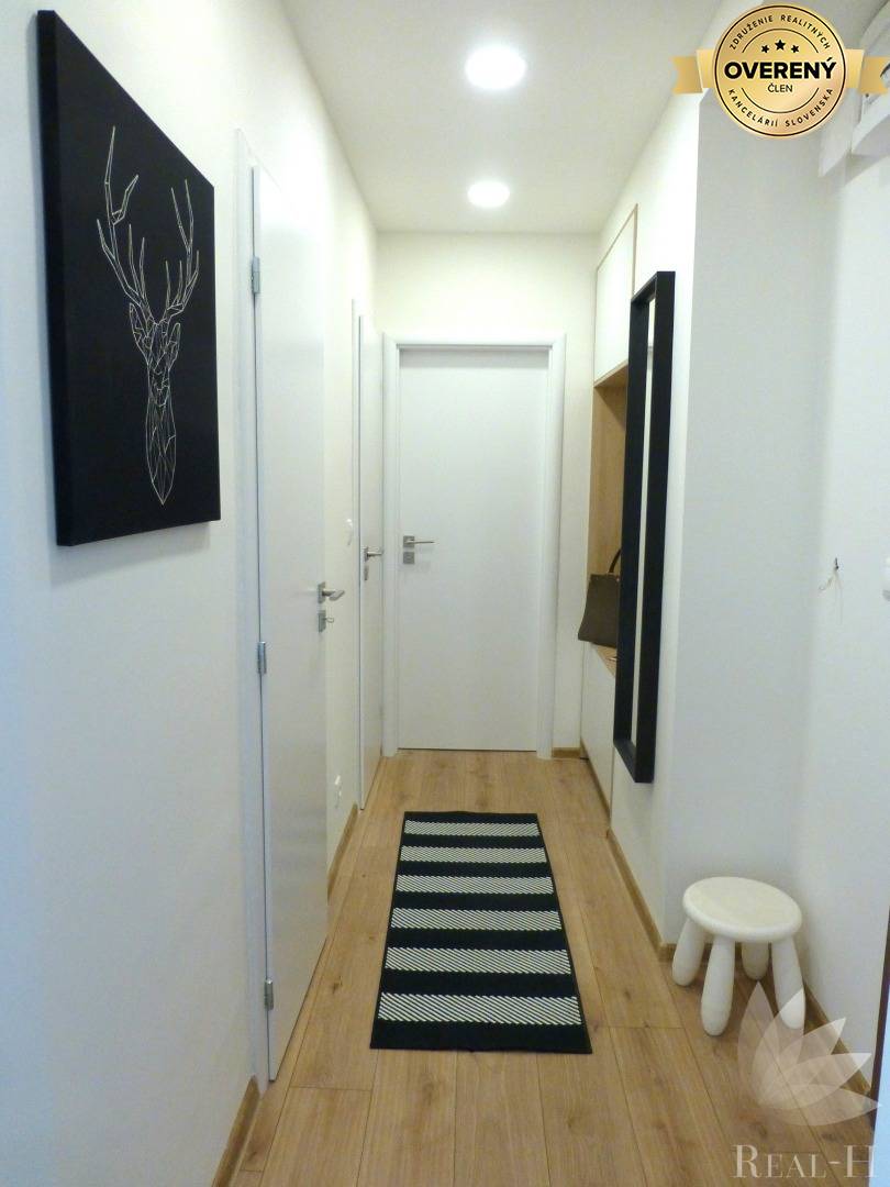 Predaj moderný 2 izbový byt Vietnamská ulica BA II Ružinov Trnávka