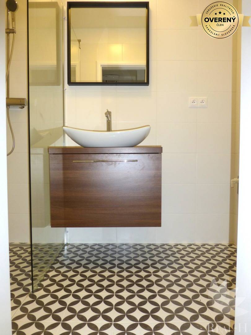 Predaj moderný 2 izbový byt Vietnamská ulica BA II Ružinov Trnávka