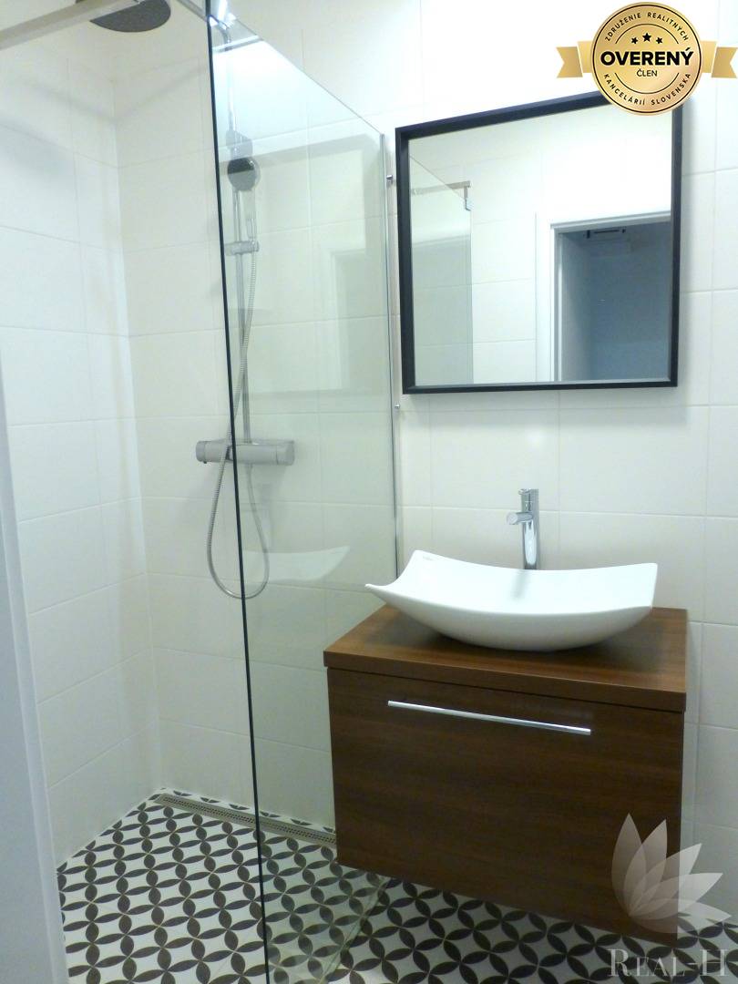 Predaj moderný 2 izbový byt Vietnamská ulica BA II Ružinov Trnávka