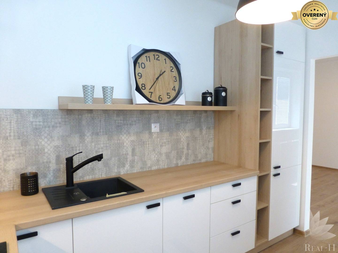 Predaj moderný 2 izbový byt Vietnamská ulica BA II Ružinov Trnávka