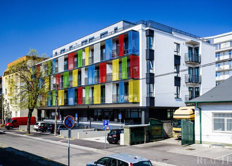 Predaj 2 izbový byt v projekte Nikola House BA Ružinov Štrkovec