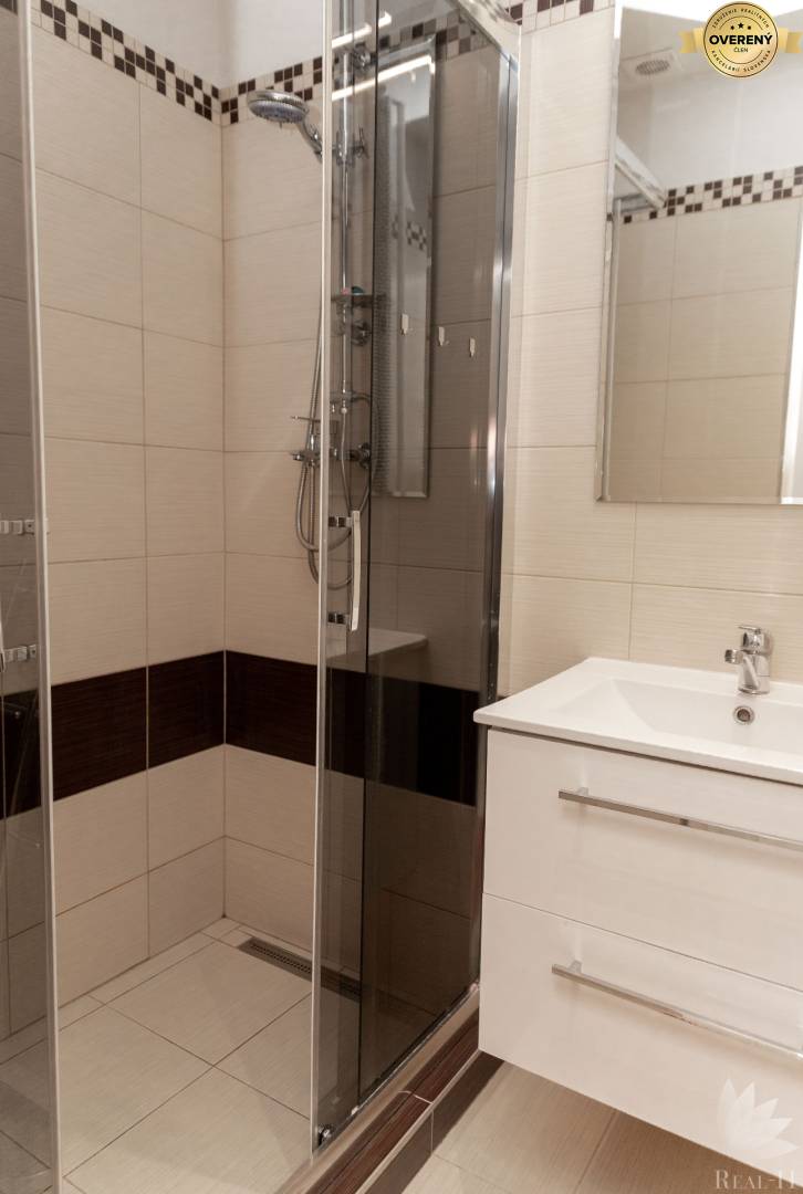 NA PREDAJ 1,5 izbový byt