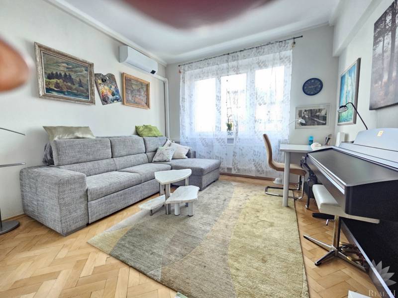 Prenájom krásny 1 izbový byt výborná lokalita Bratislava - Ružinov