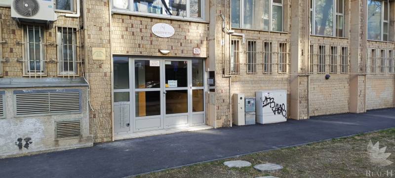 Predaj tehlový 2 izbový byt s LOGGIOU Blumentálska ul. - Staré Mesto  