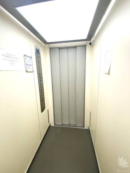 PREDAJ VEĽKÝ 1 IZBOVÝ BYT SARATOVSKÁ ULICA BA DÚBRAVKA