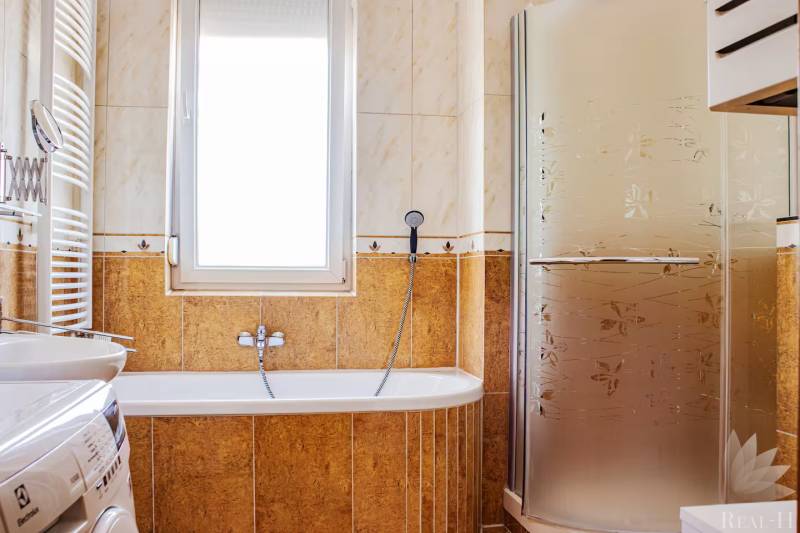 Predaj 3 izbový byt BA I Staré Mesto, Kýčerského ulica