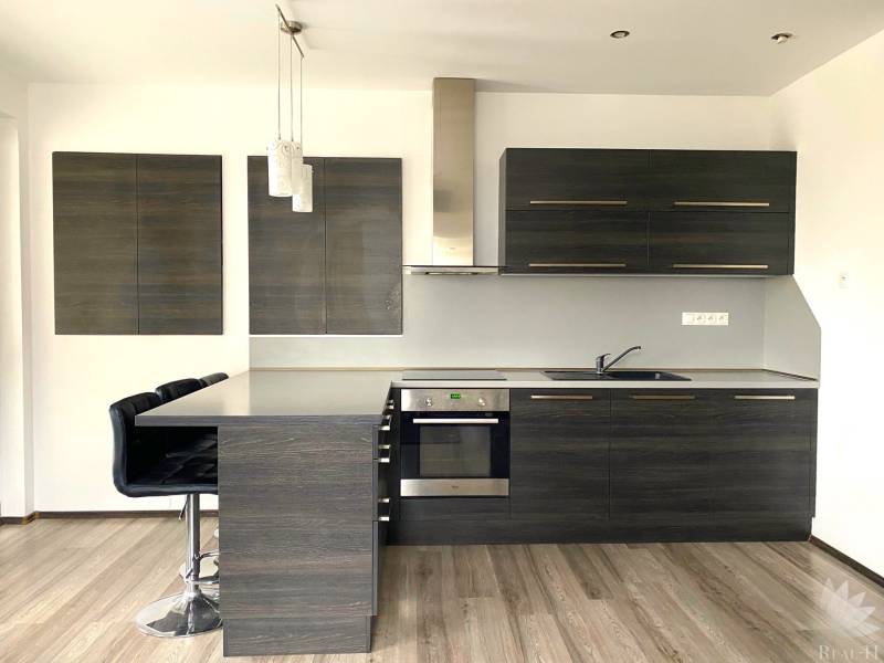 Predaj novostavba 3 izbový byt Dunajská Streda Esterházyho ulica